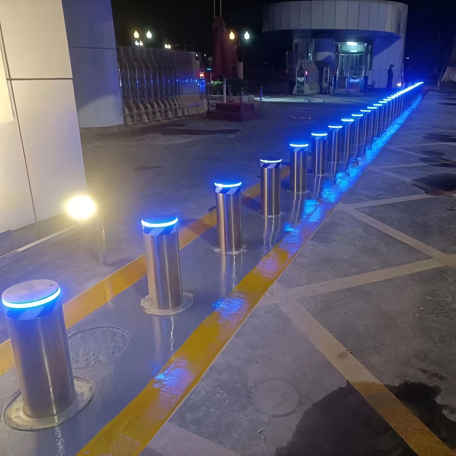 Anti Terrorist Telescopic Driveway Security Bollards Electric 600mm